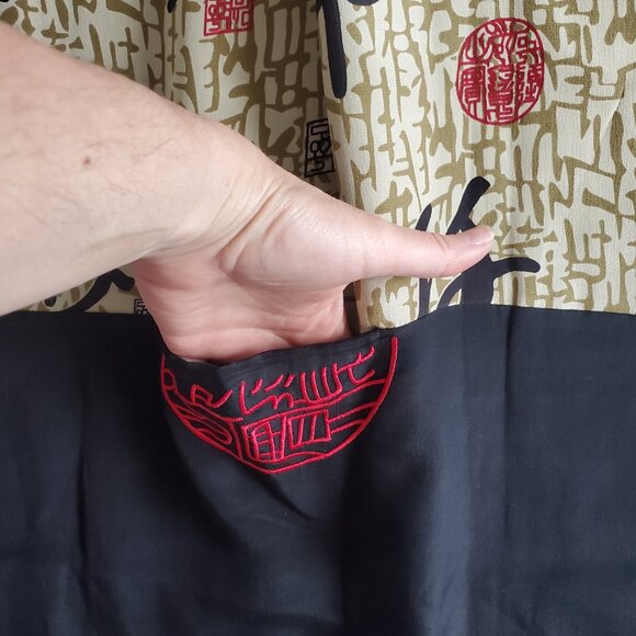 Vintage Silk Wrap Scarf Oriental Asian Style Soft Smooth Black Cream Red Pockets - Picture 5 of 11